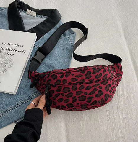 Kira Bag Bauchtasche im Leo-Look
